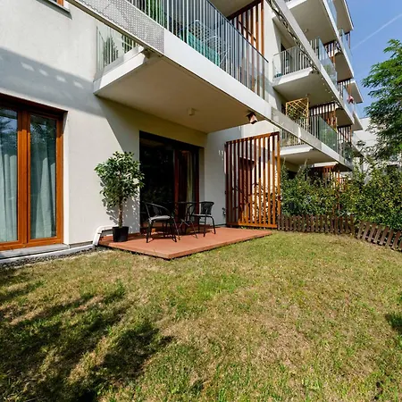 Malila Premium Cracow Tauron Arena Lema 15 * קרקוב